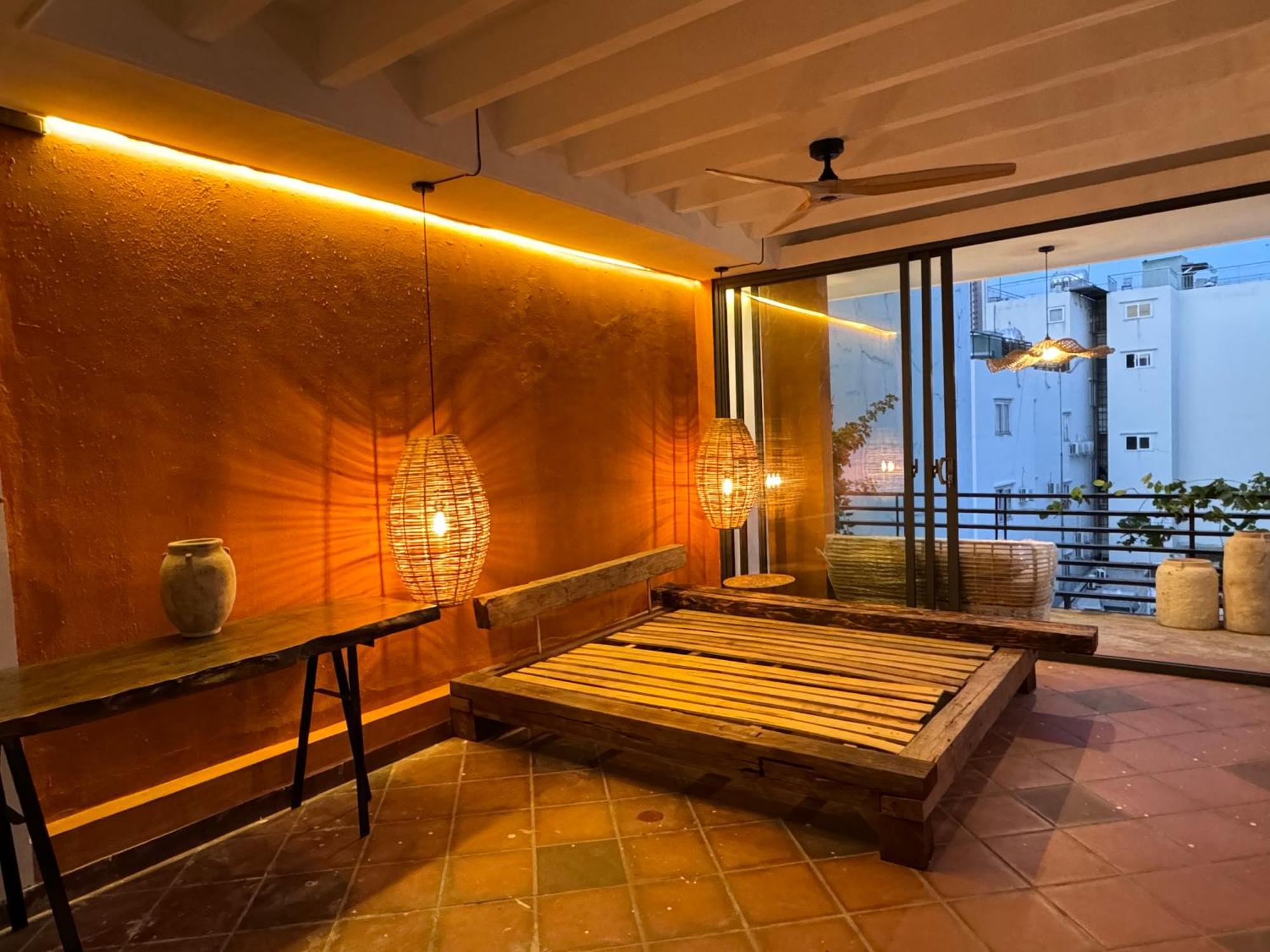 Notre Maison 5 - 63a Nguyen Cu, Thao Dien Homestay *